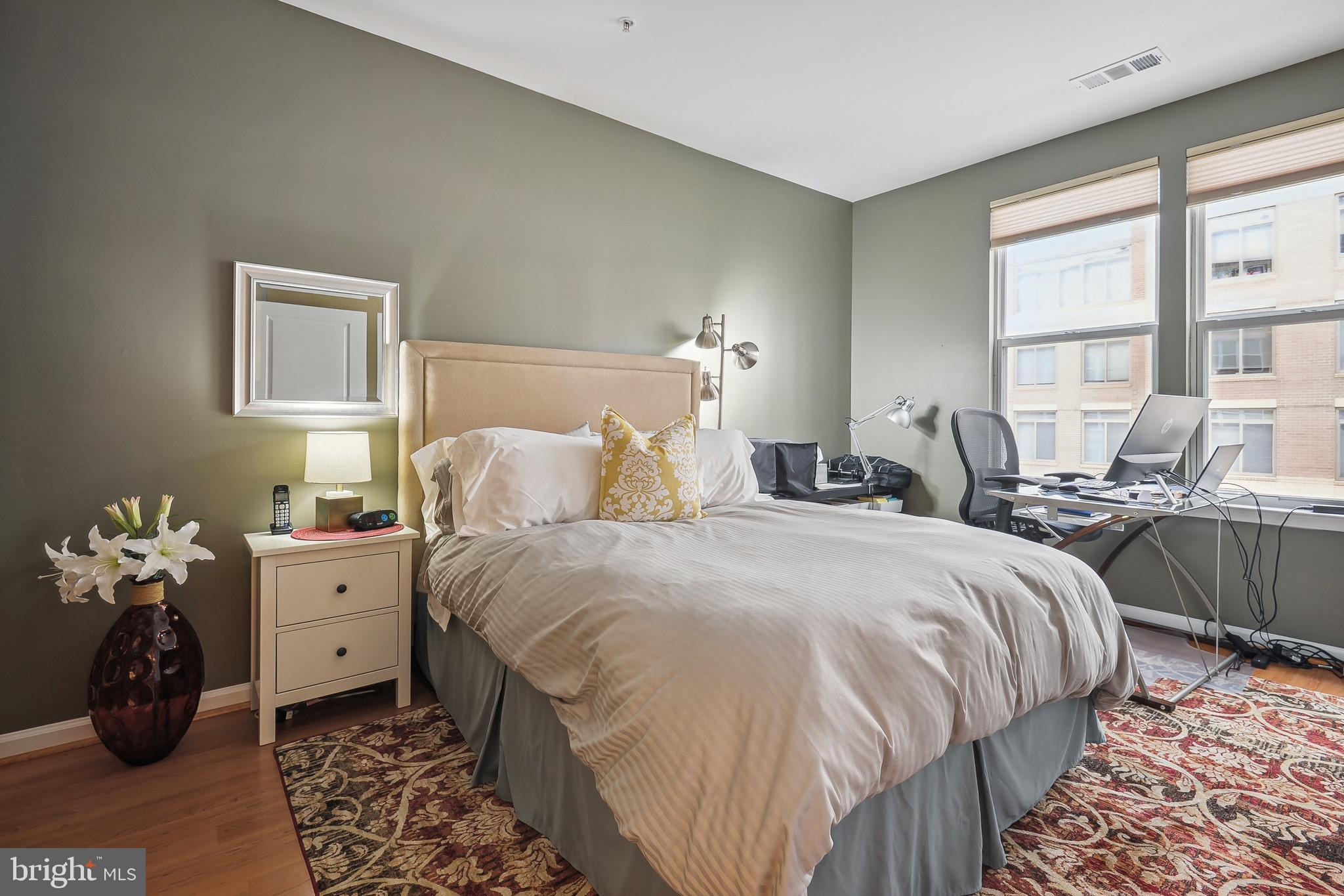 12000 Market St #254