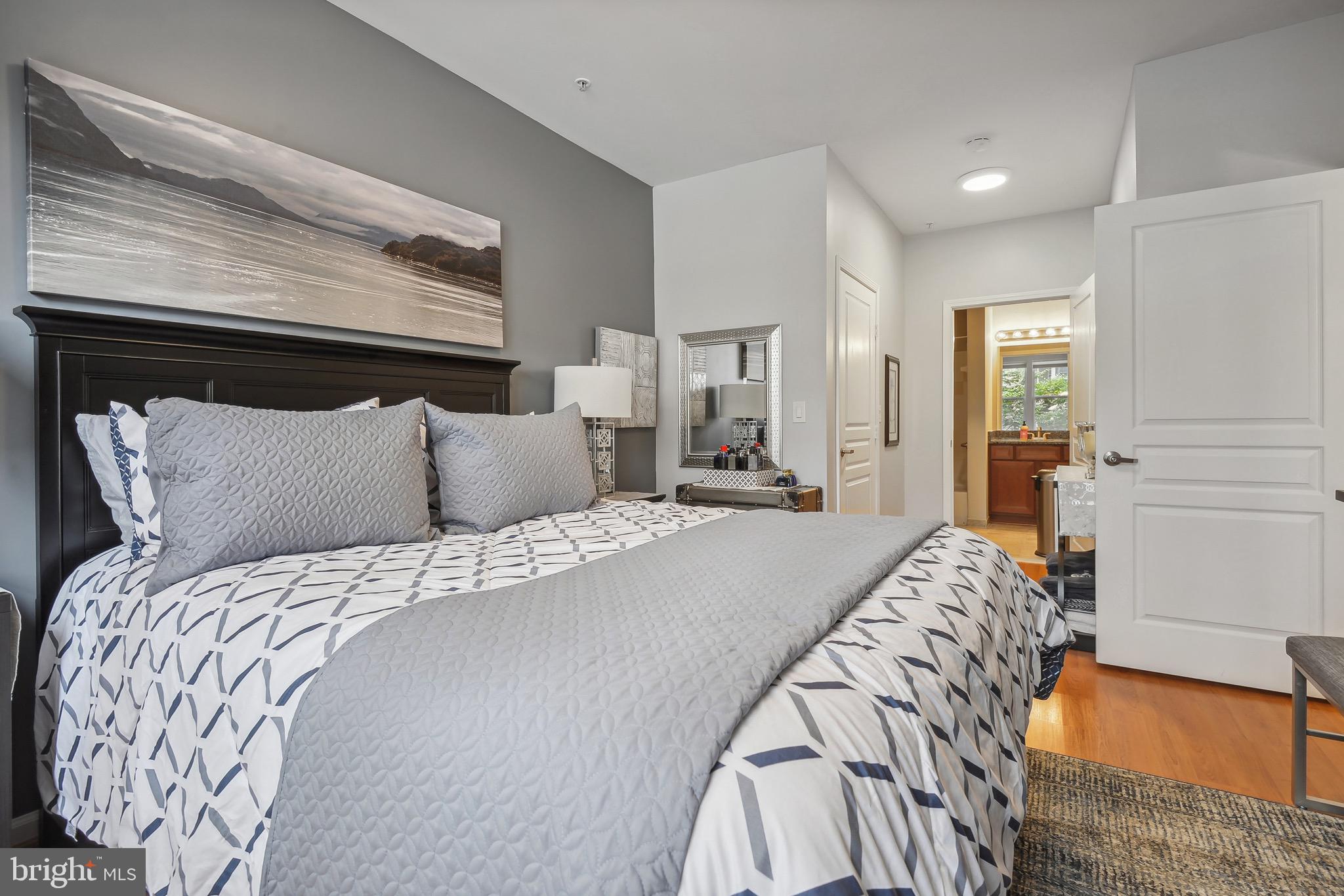 12000 Market St #254