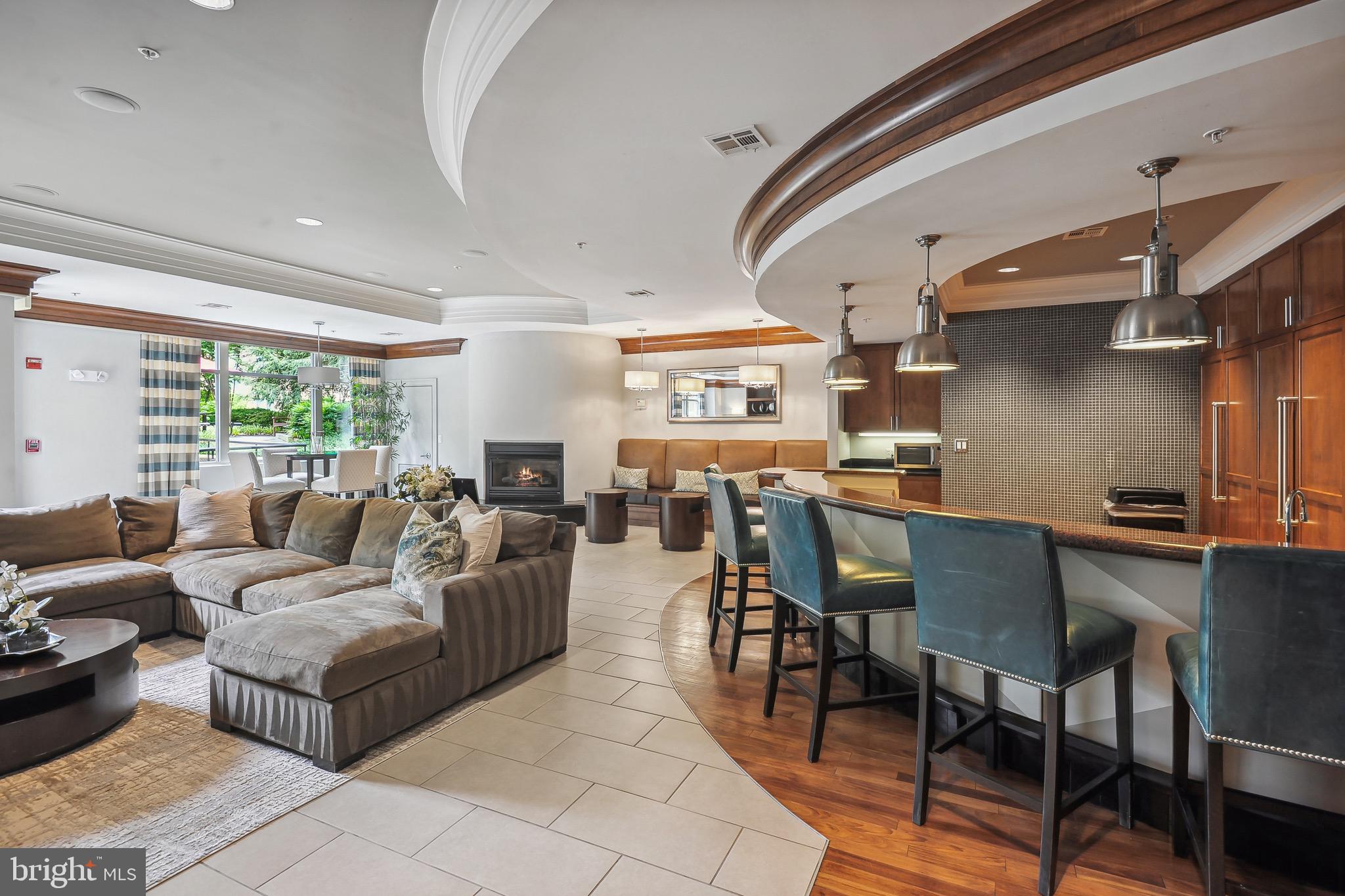 12000 Market St #254