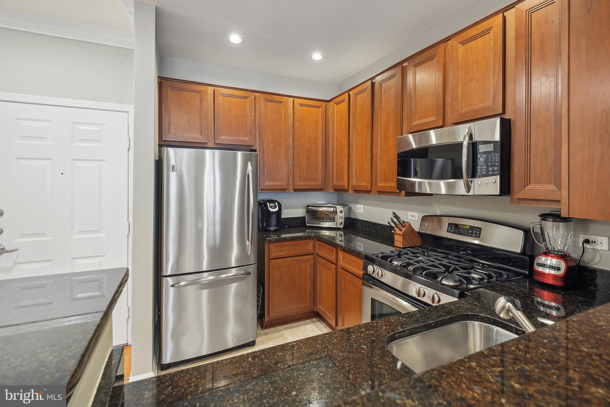 12000 Market St #254