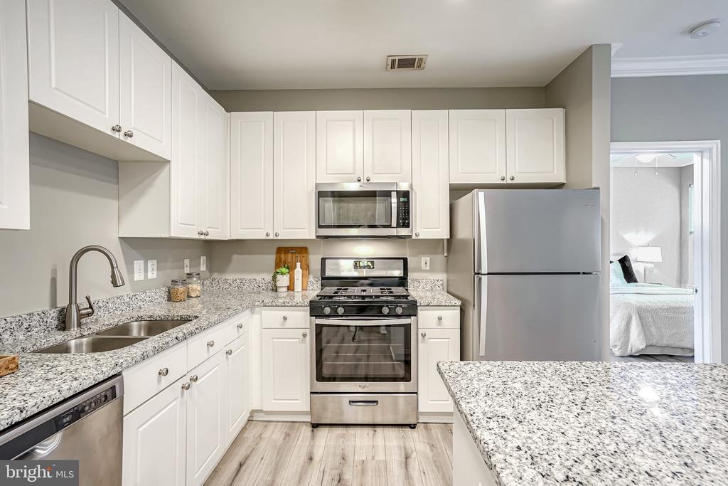 2791 Centerboro Dr #89