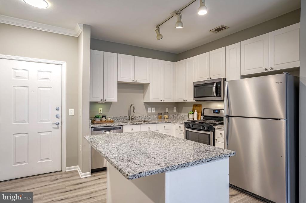2791 Centerboro Dr #89