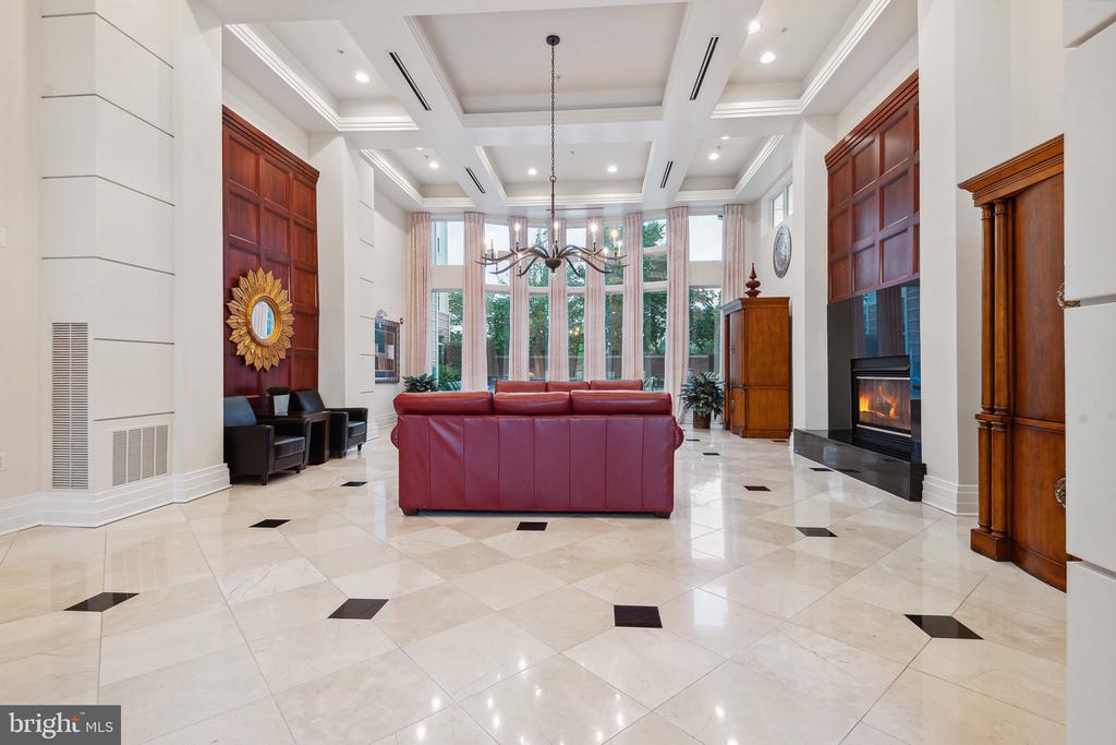 2791 Centerboro Dr #89
