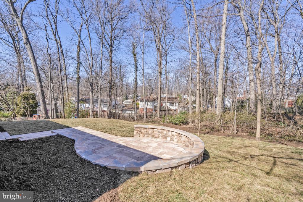 6617 Sandover Ct