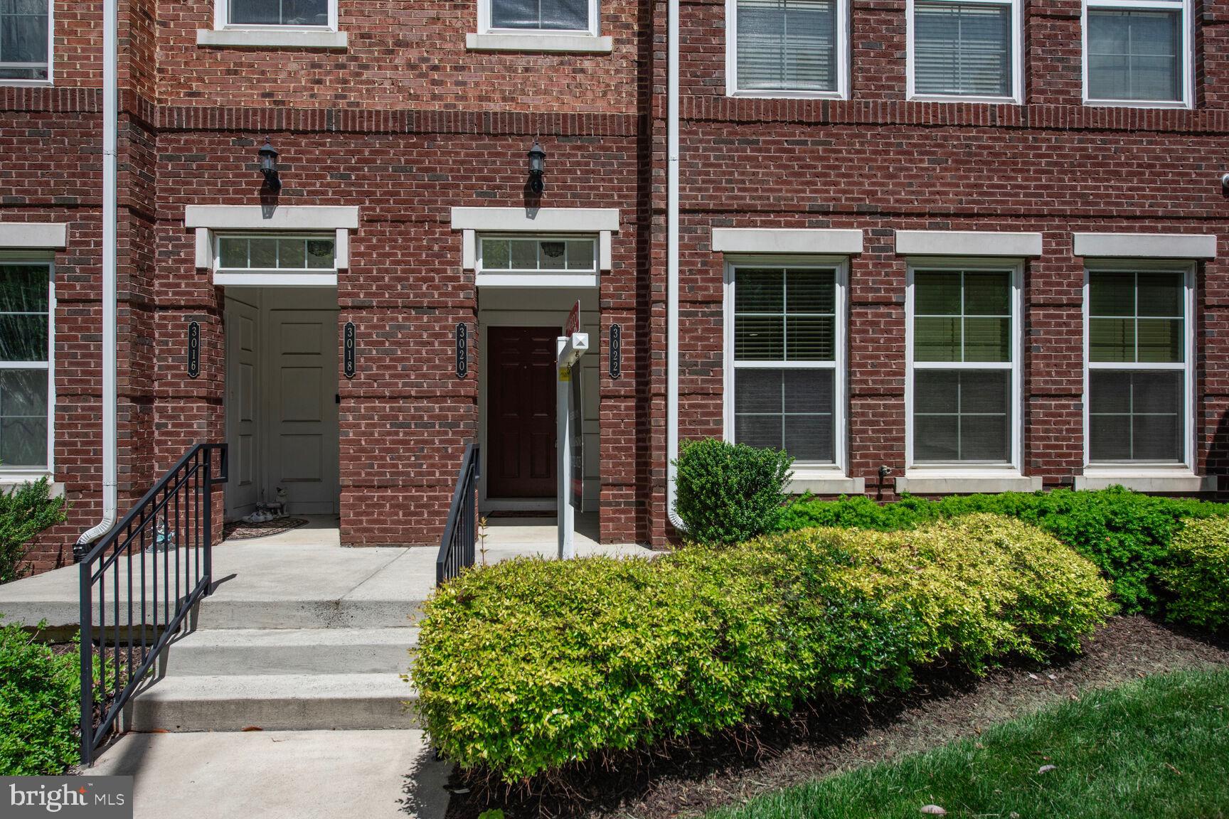 3020 Rittenhouse Cir