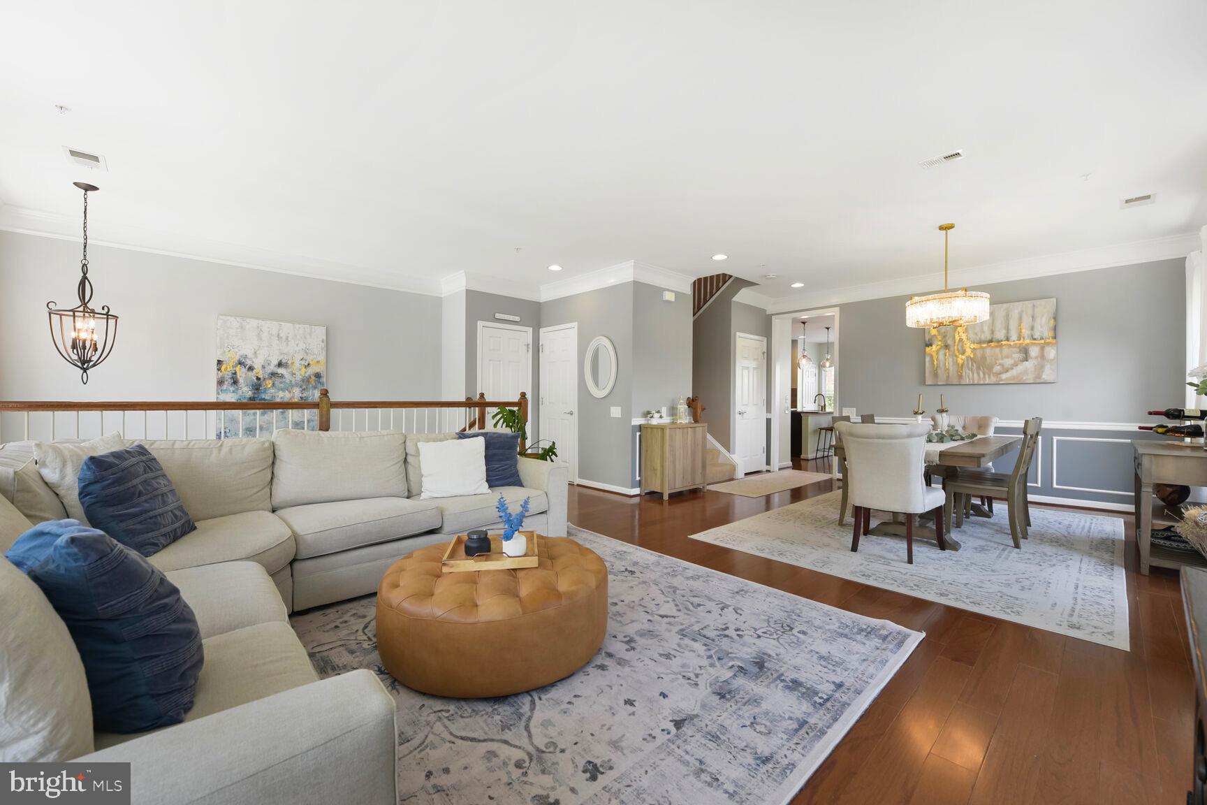 3020 Rittenhouse Cir