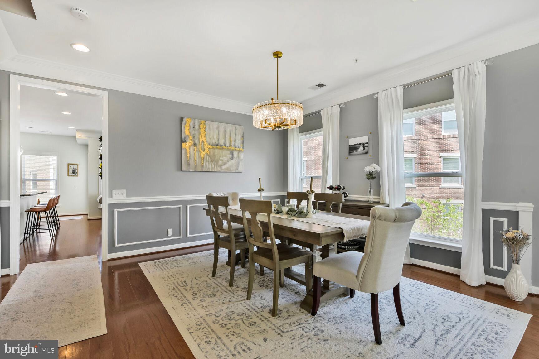 3020 Rittenhouse Cir