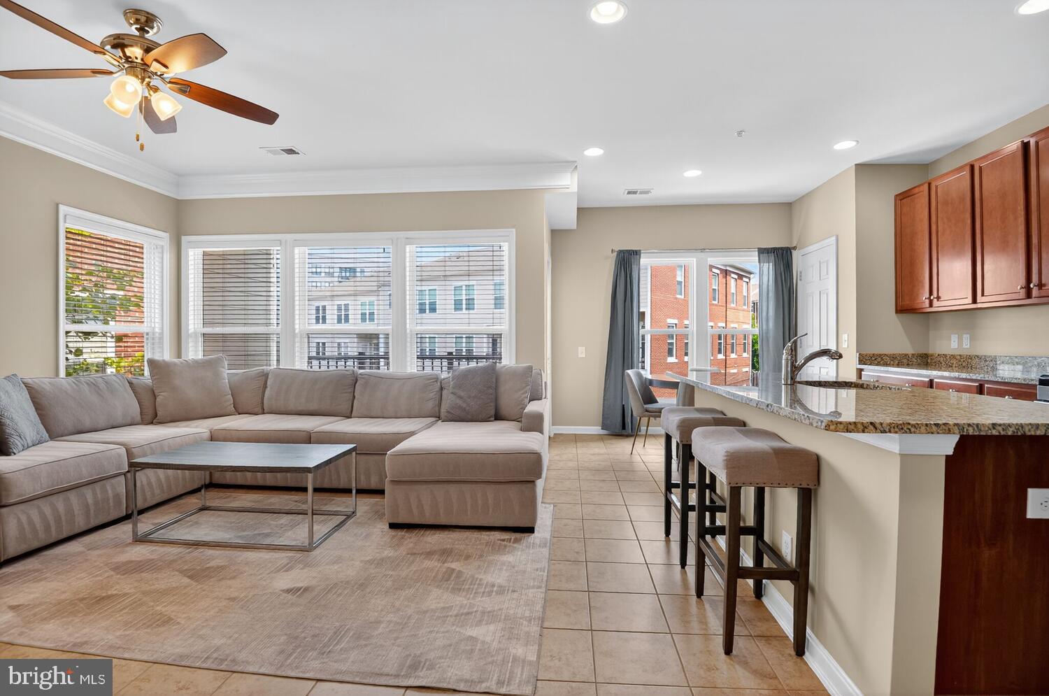 3006 Rittenhouse Cir #28