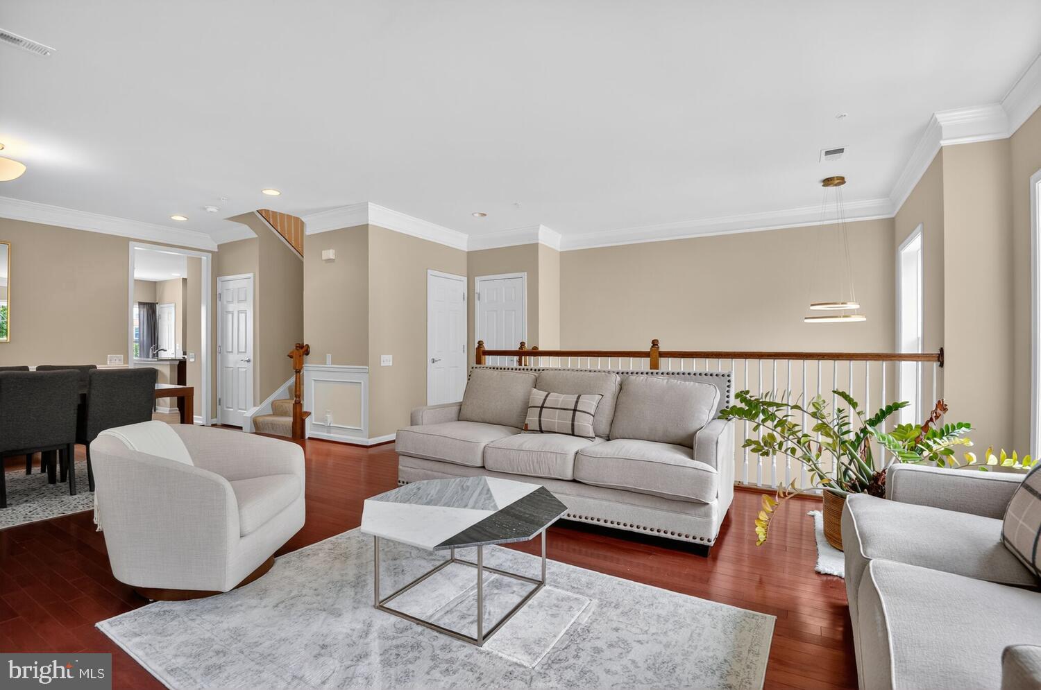 3006 Rittenhouse Cir #28