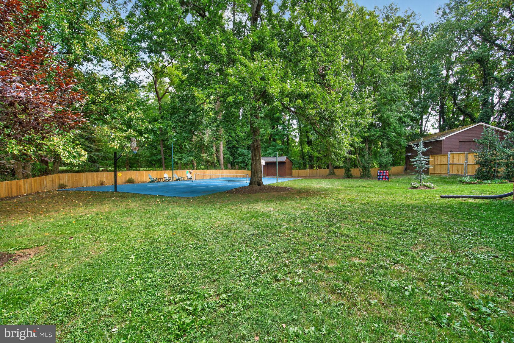 7054 IDYLWOOD ROAD