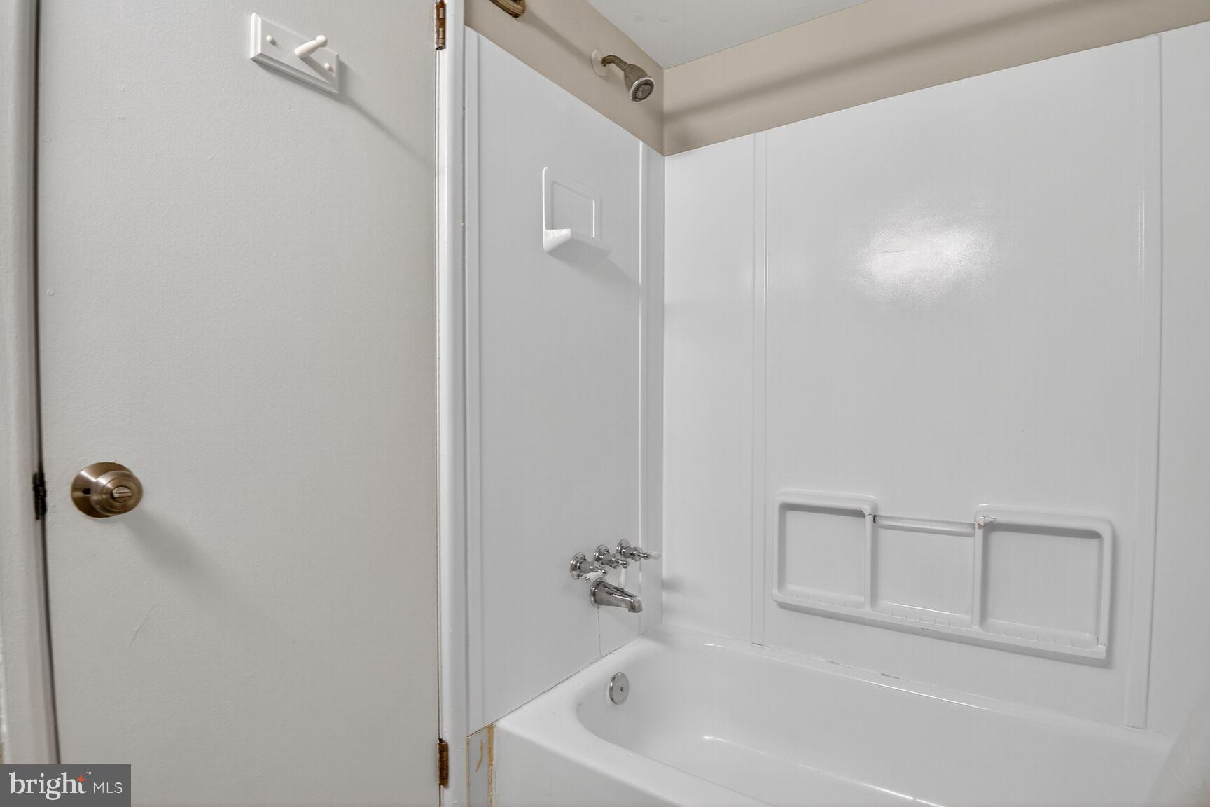 2907 CHARING CROSS ROAD 14