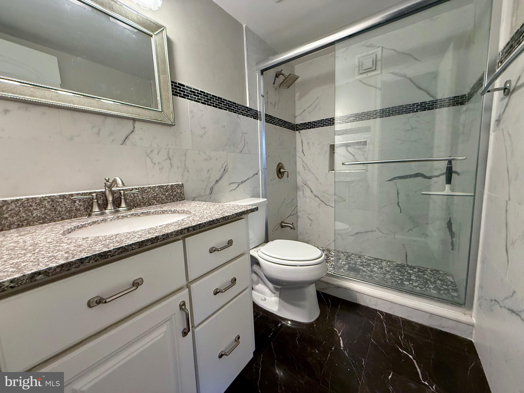 4415 BRIARWOOD COURT N 32