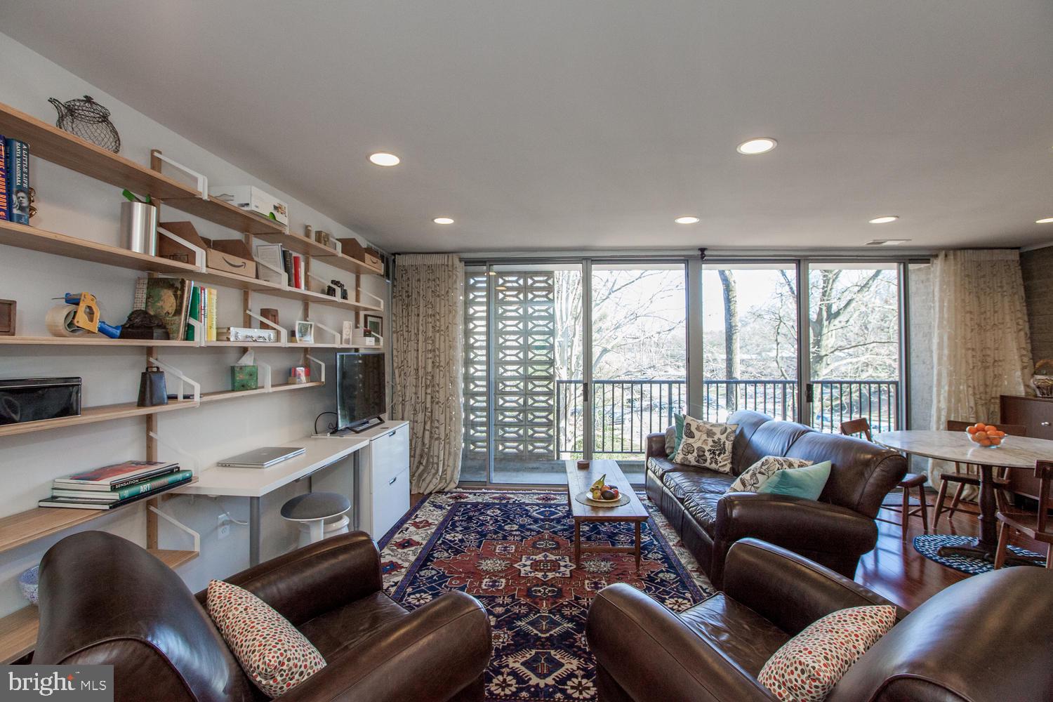 4415 BRIARWOOD COURT N 32