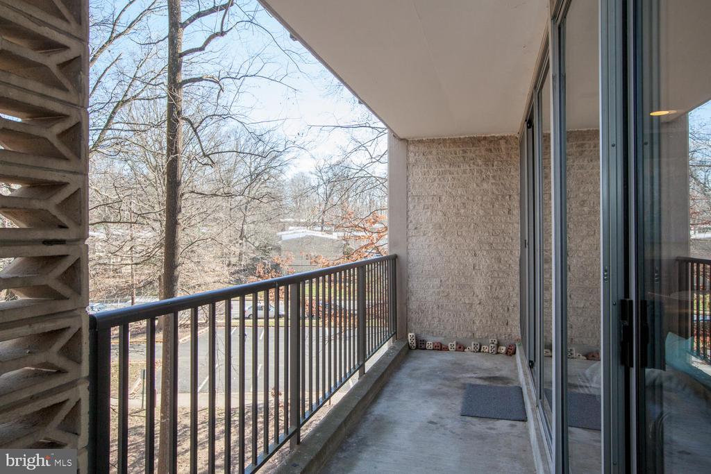 4415 BRIARWOOD COURT N 32