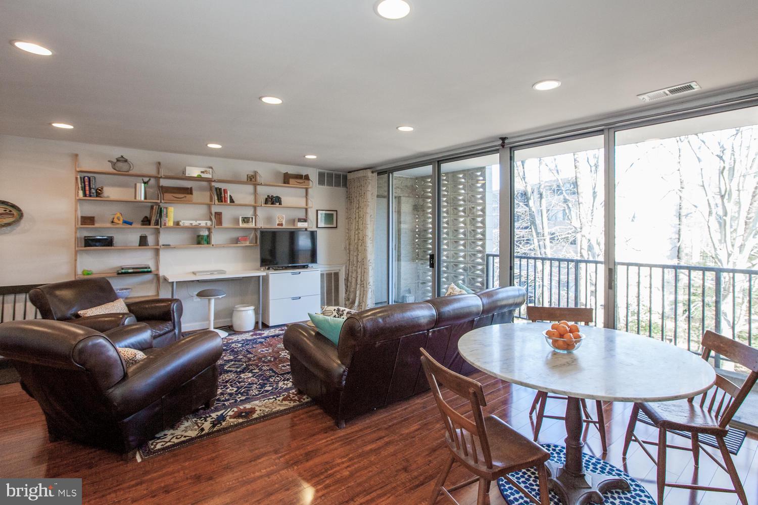 4415 BRIARWOOD COURT N 32