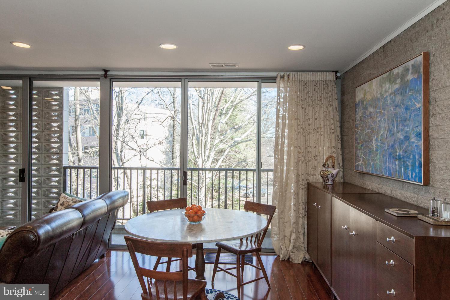 4415 BRIARWOOD COURT N 32