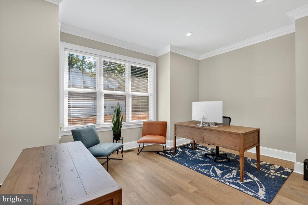 2808 W GEORGE MASON ROAD