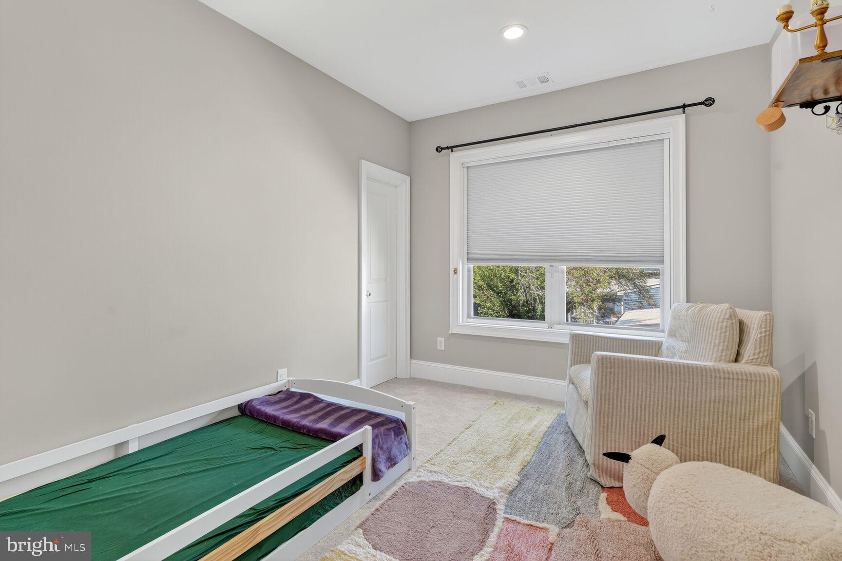 2808 W GEORGE MASON ROAD