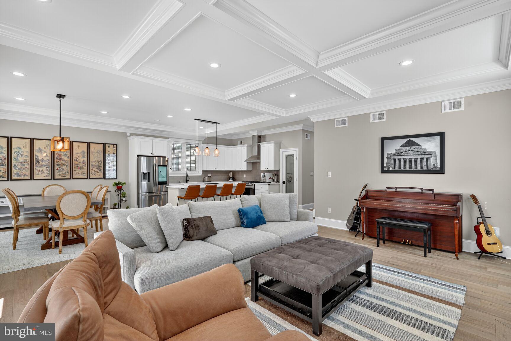 2808 W GEORGE MASON ROAD