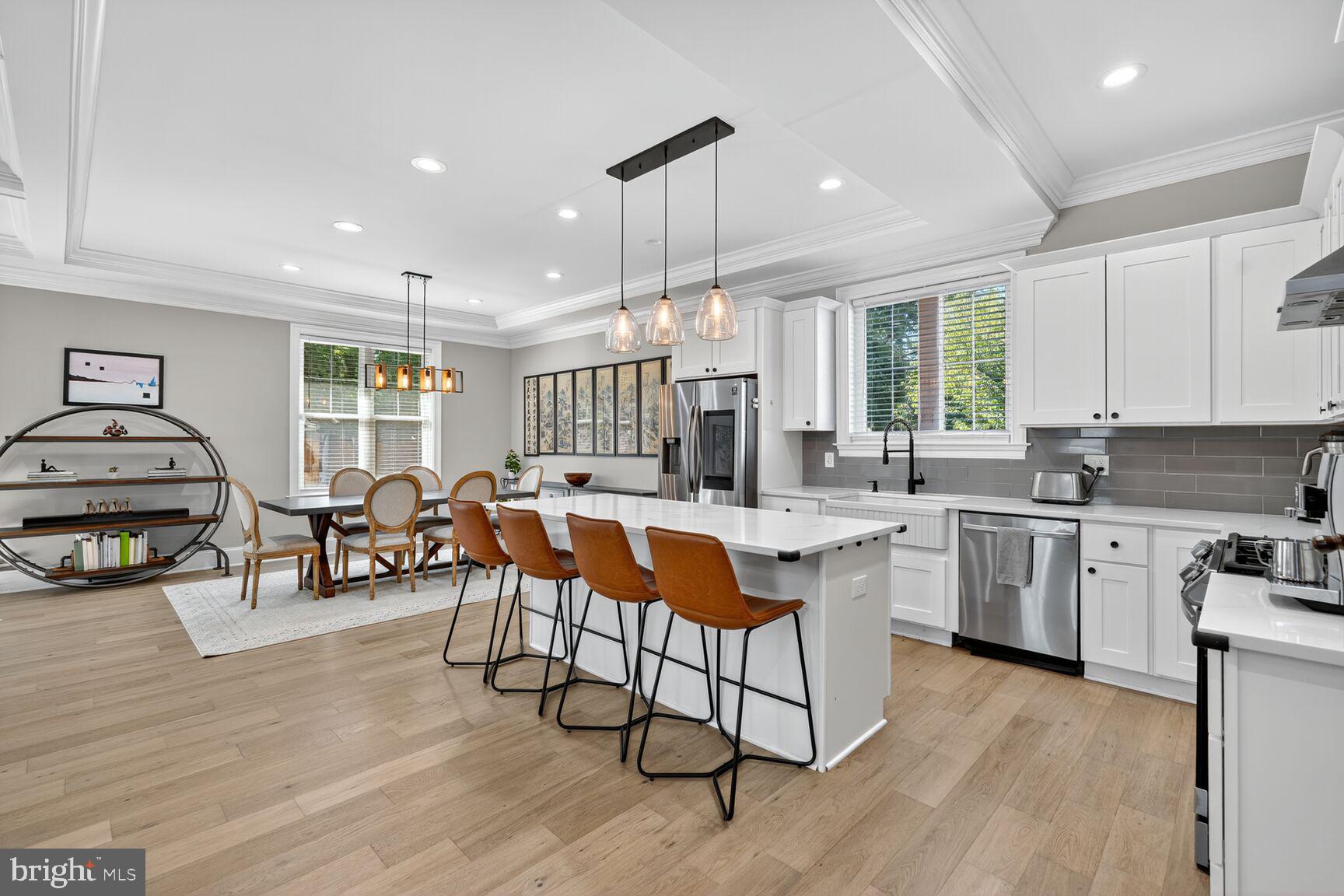 2808 W GEORGE MASON ROAD