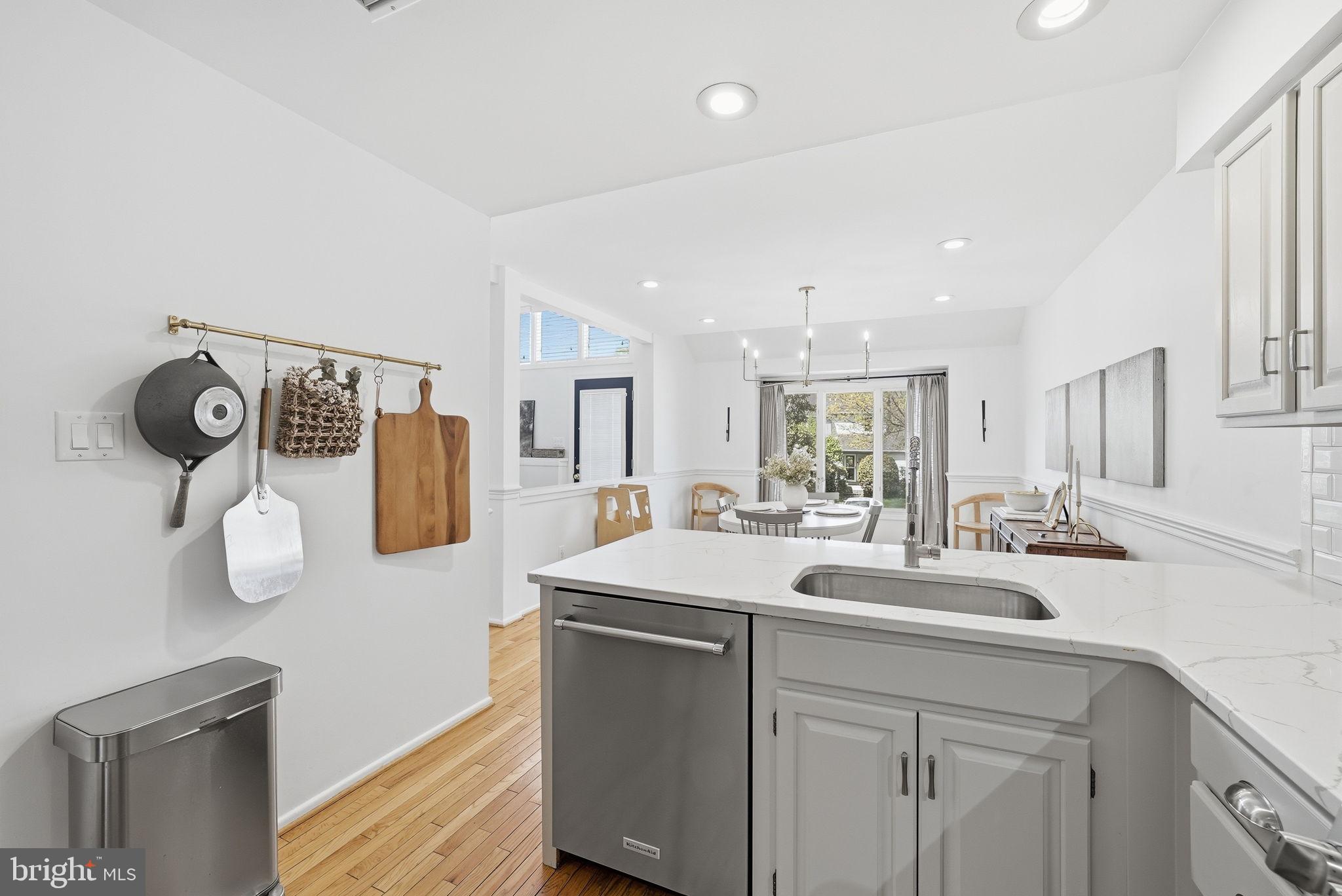 3853 ALDER WOODS COURT