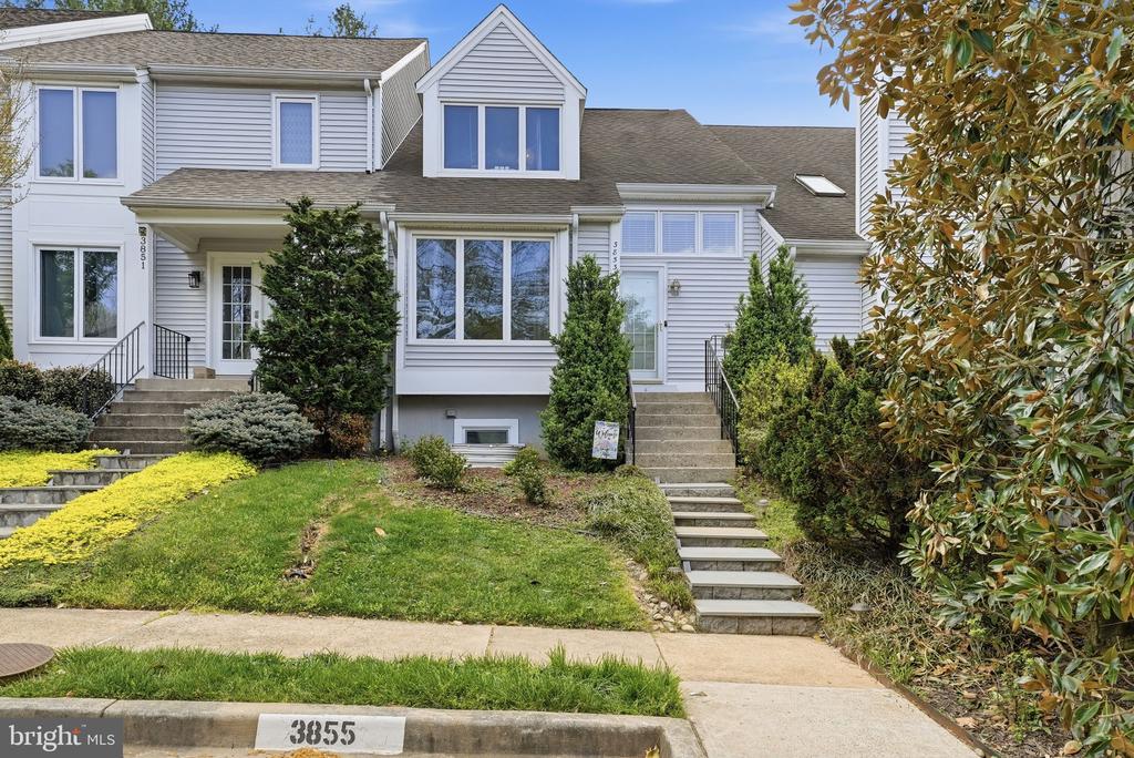 3853 ALDER WOODS COURT