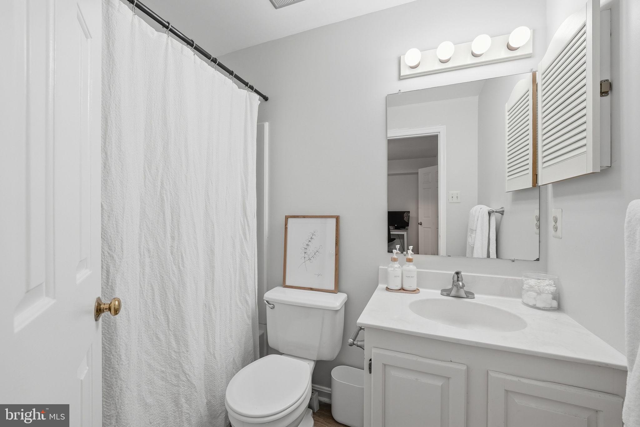 3853 ALDER WOODS COURT