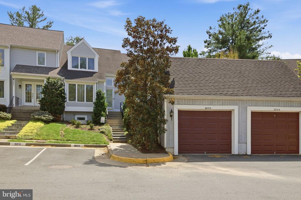 3853 ALDER WOODS COURT