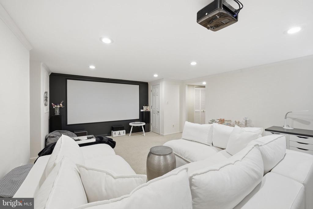 3853 ALDER WOODS COURT