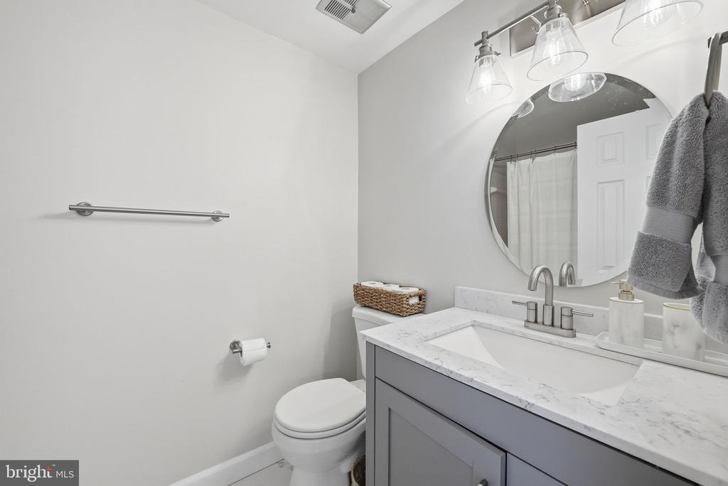 3853 ALDER WOODS COURT