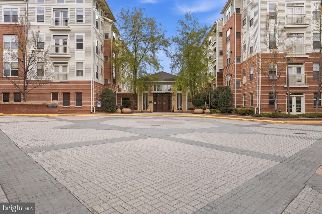 9490 VIRGINIA CENTER BOULEVARD 230