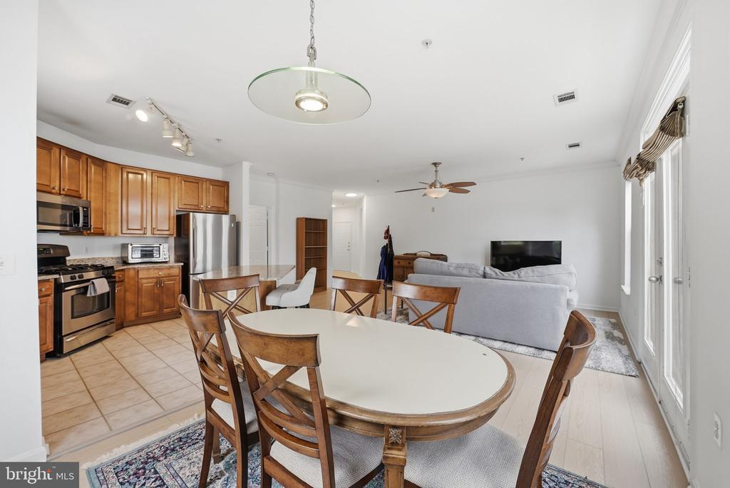 9490 VIRGINIA CENTER BOULEVARD 230