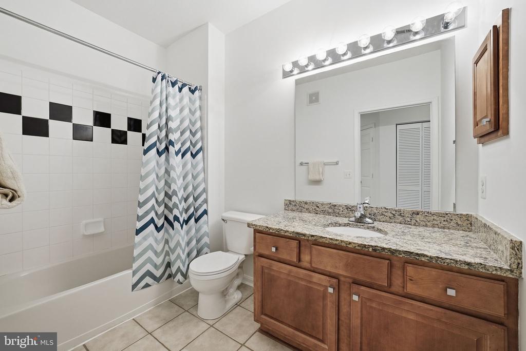 9490 VIRGINIA CENTER BOULEVARD 230