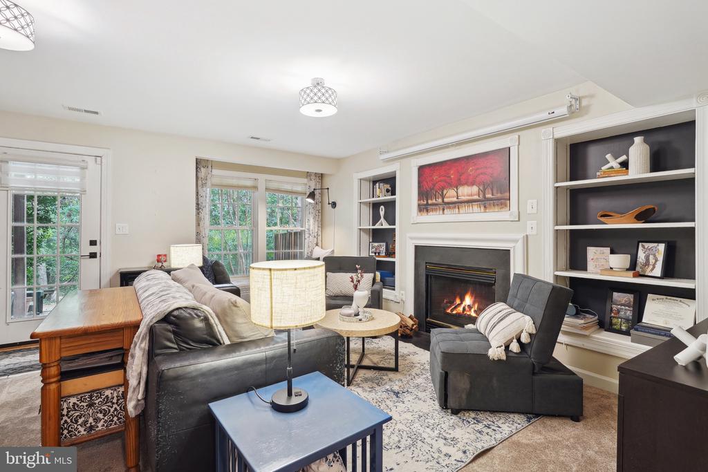 6667 DEBRA LU WAY