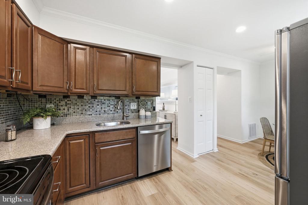 4978 MCFARLAND DRIVE