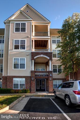 3021 NICOSH CIRCLE 1403