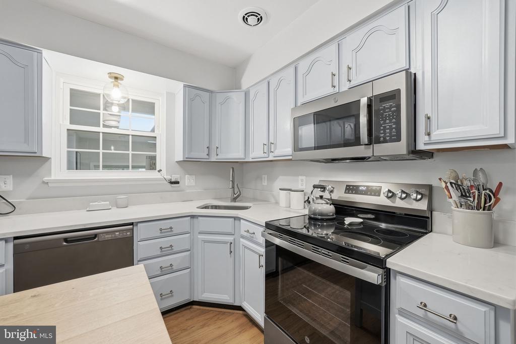 7523 JUNE STREET
