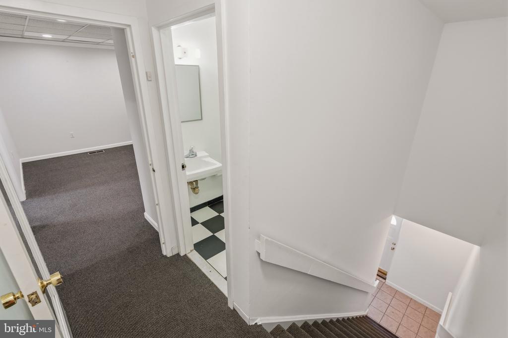 8212 OLD COURTHOUSE ROAD Unit: 2