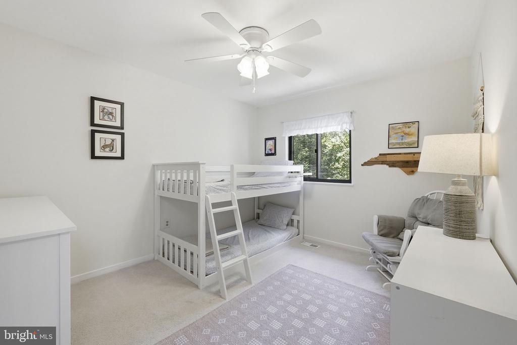 5826 JACKSONS OAK COURT