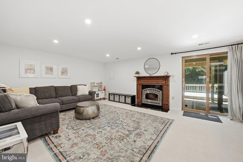 5826 JACKSONS OAK COURT