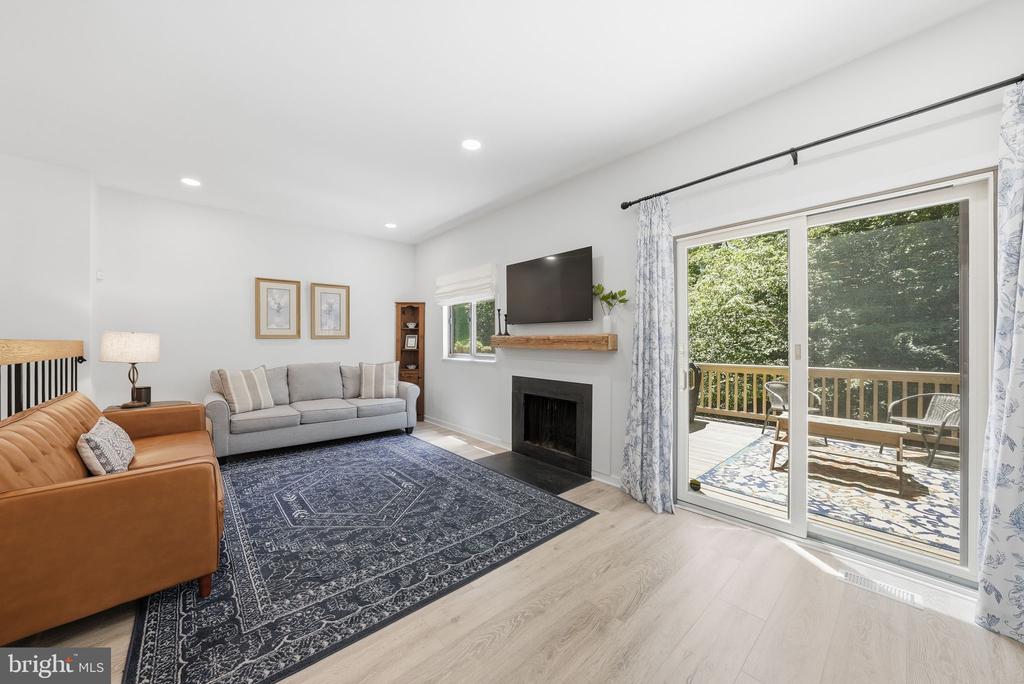 5826 JACKSONS OAK COURT