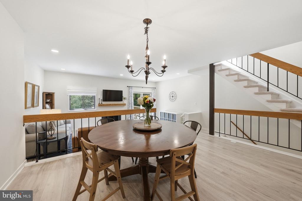 5826 JACKSONS OAK COURT