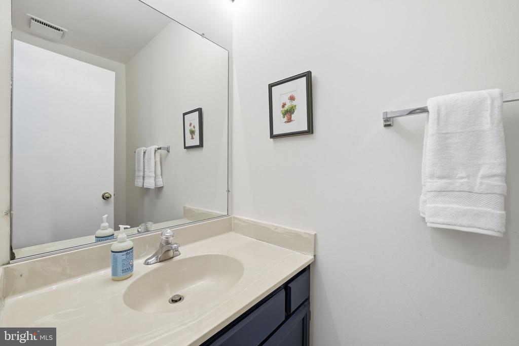 5826 JACKSONS OAK COURT