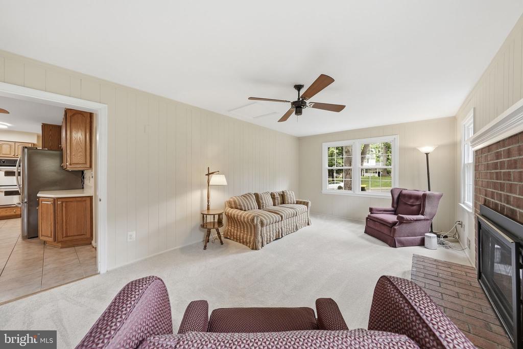 5004 LINETTE LANE