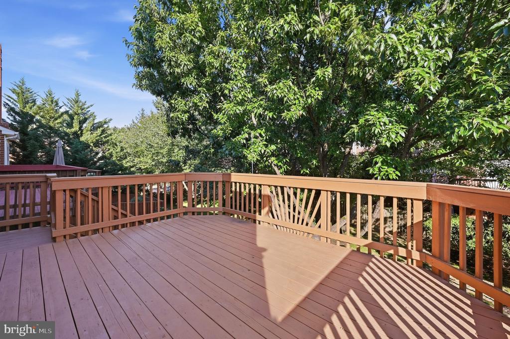 8143 MADRILLON COURT