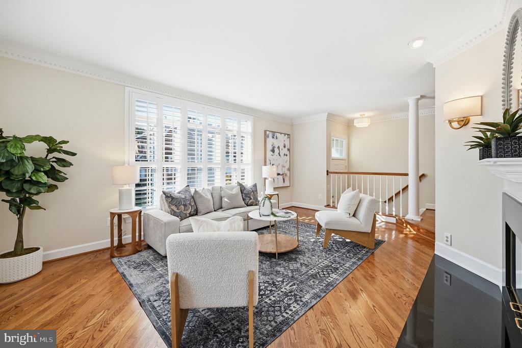 8143 MADRILLON COURT