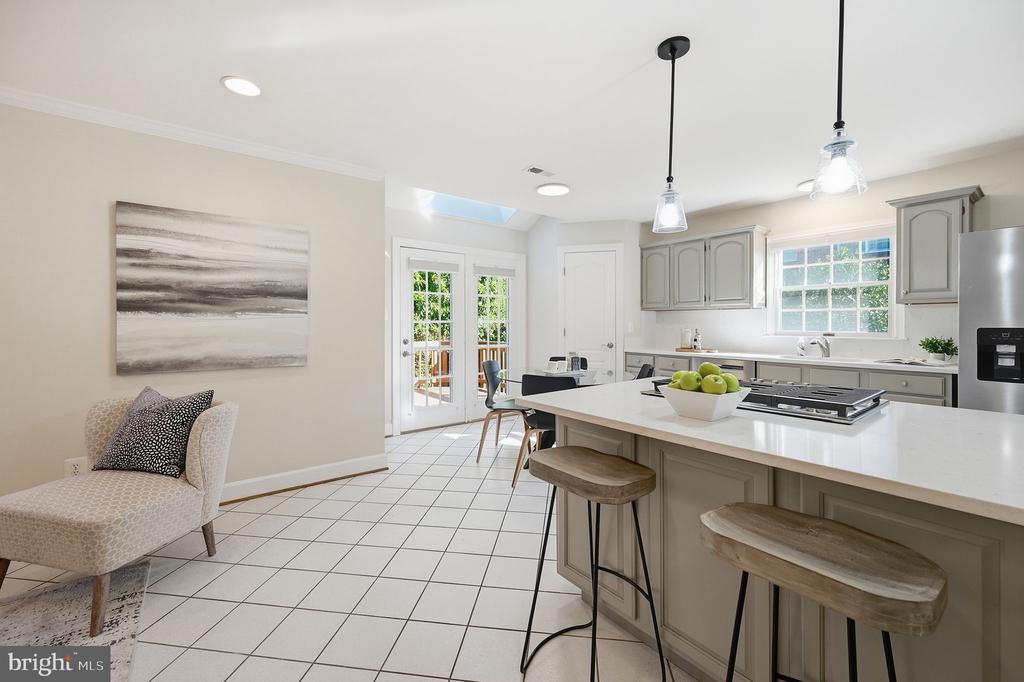 8143 MADRILLON COURT