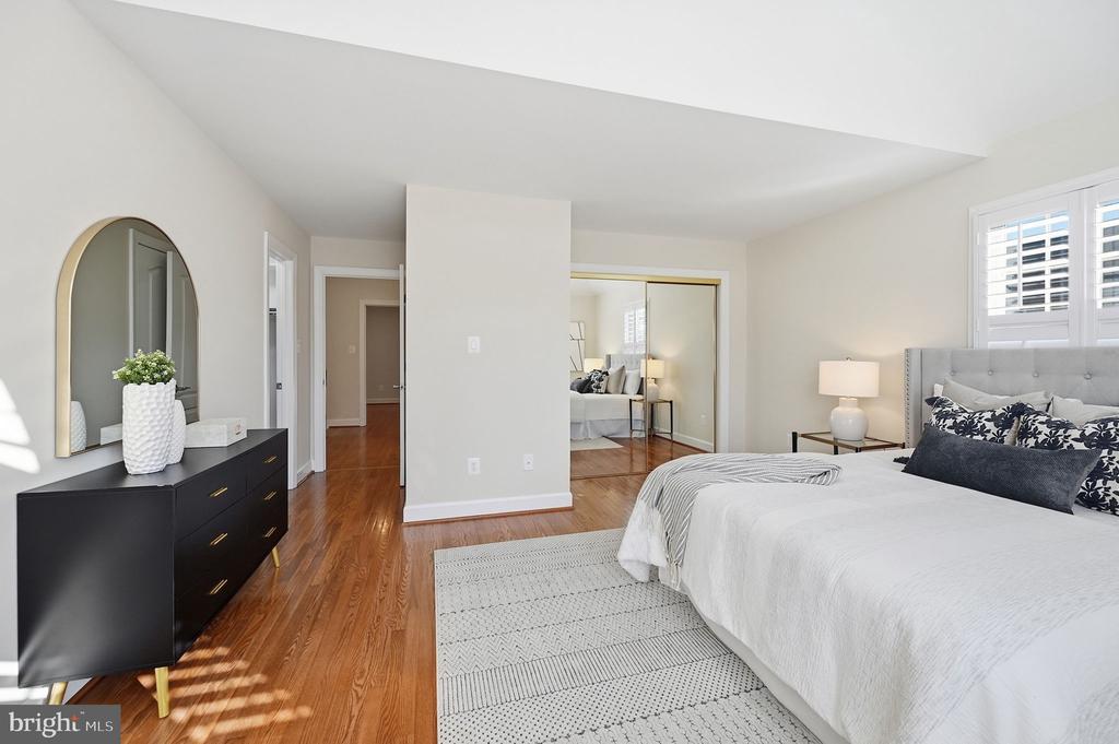 8143 MADRILLON COURT