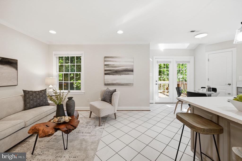 8143 MADRILLON COURT