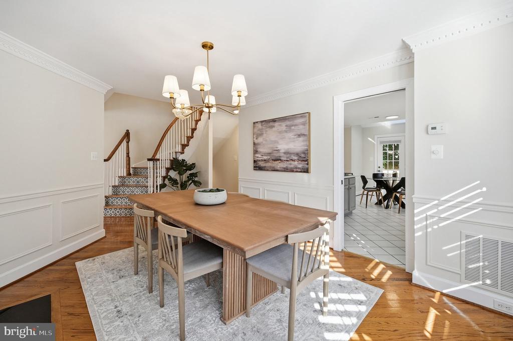 8143 MADRILLON COURT